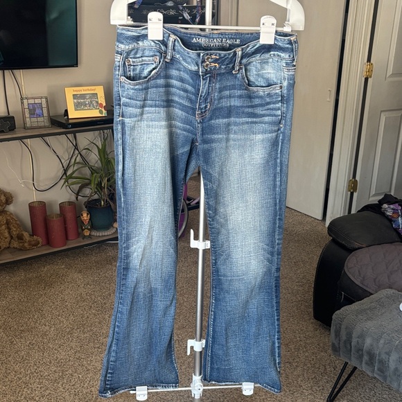 American Eagle Outfitters Denim - American Eagle Outfitters Women's Classic Blue Boot Cut Jeans